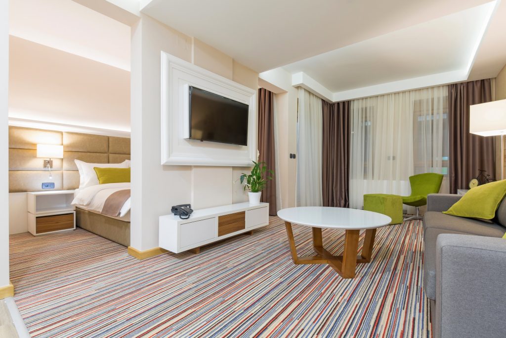 Buy used hotel furniture in Dubai