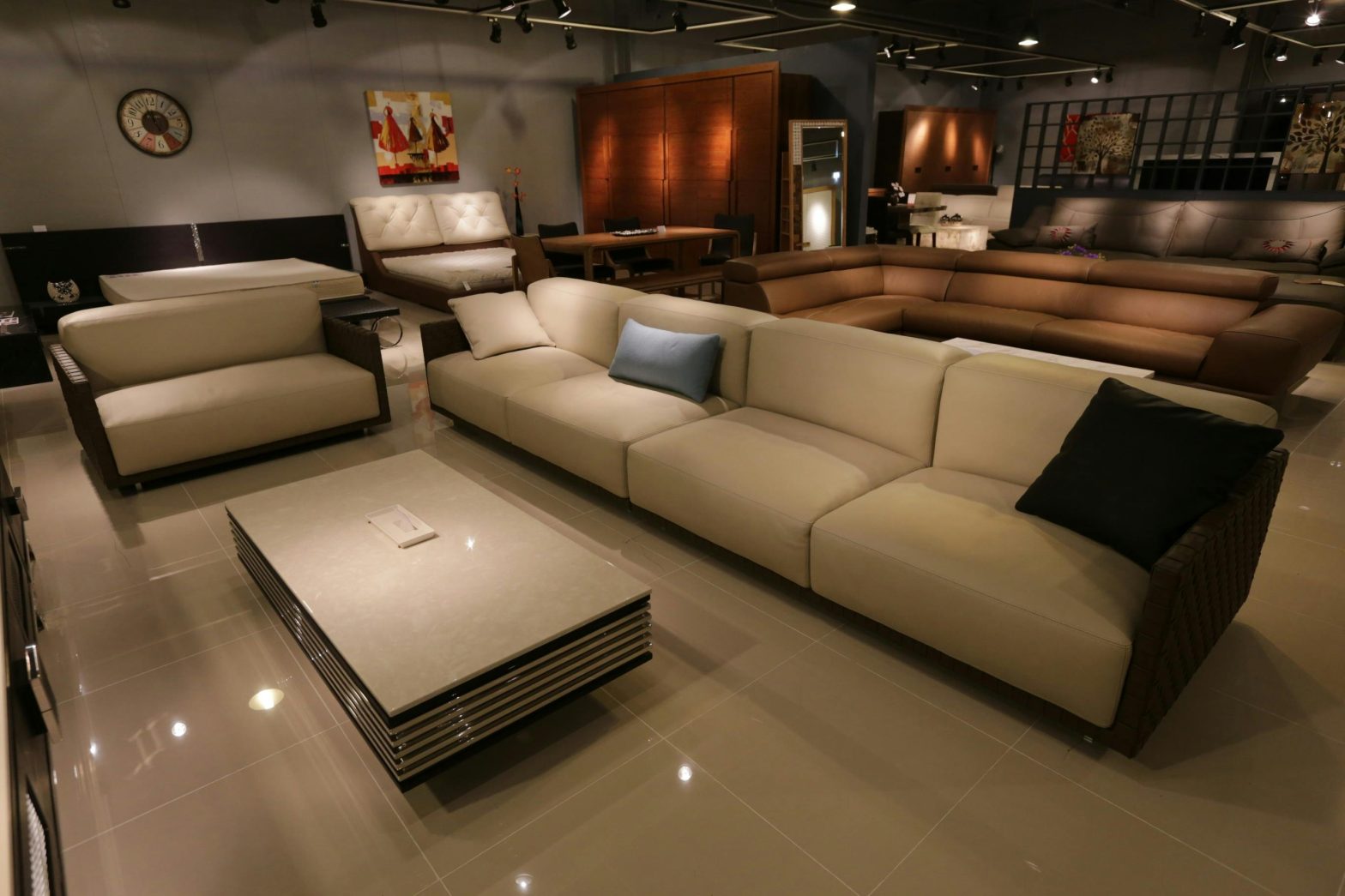 used furniture in Dubai hills